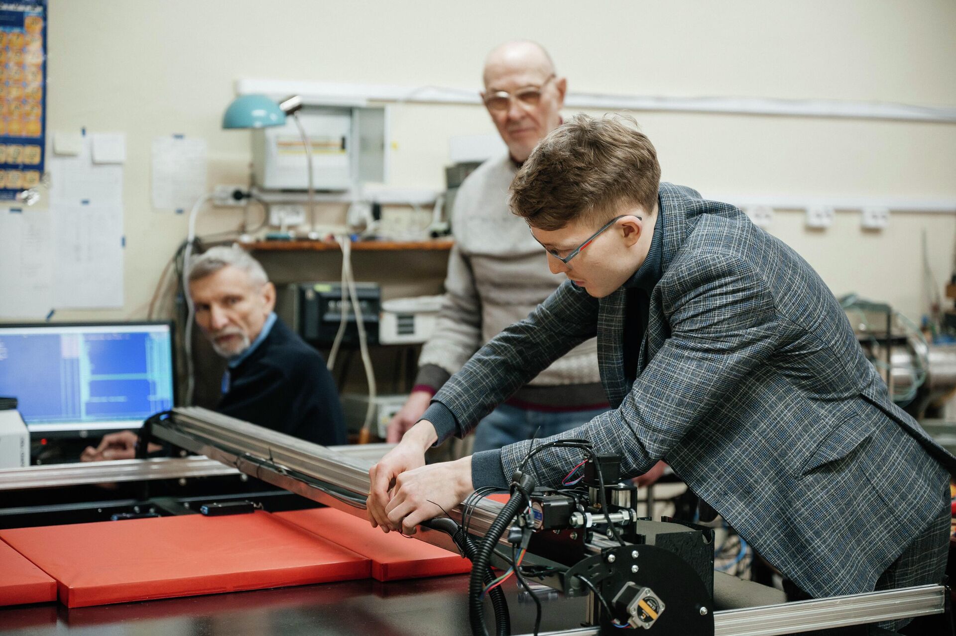 Сцинтилляционный детектор для одной из установок мегасайенс-проекта гамма-обсерватории TAIGA — TAIGA- Muon Сцинтилляционный детектор для одной из установок мегасайенс-проекта гамма-обсерватории TAIGA — TAIGA- Muon - РИА Новости, 1920, 10.12.2025