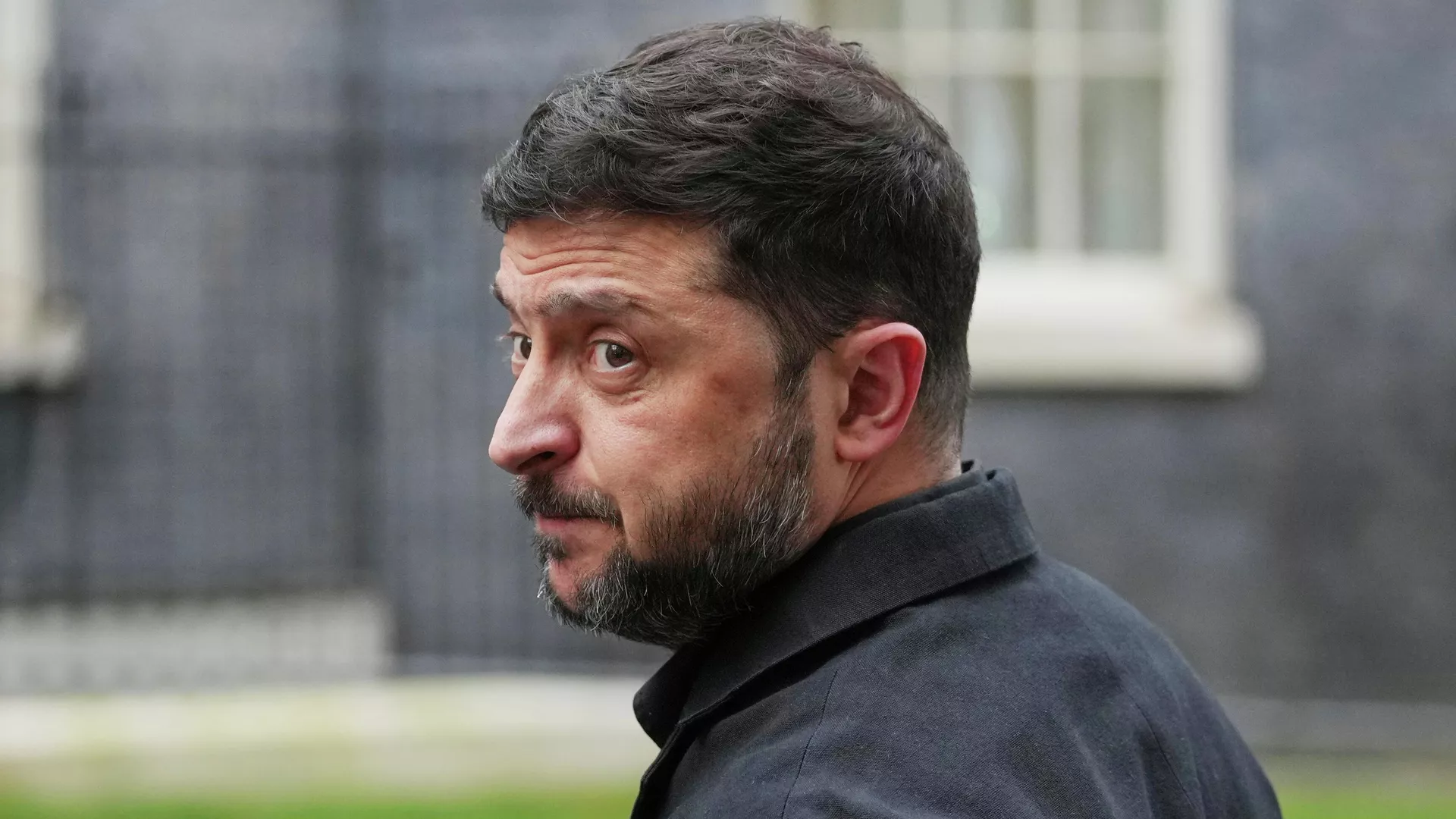 Зеленский объявил о расширении состава переговорной группы по Украине