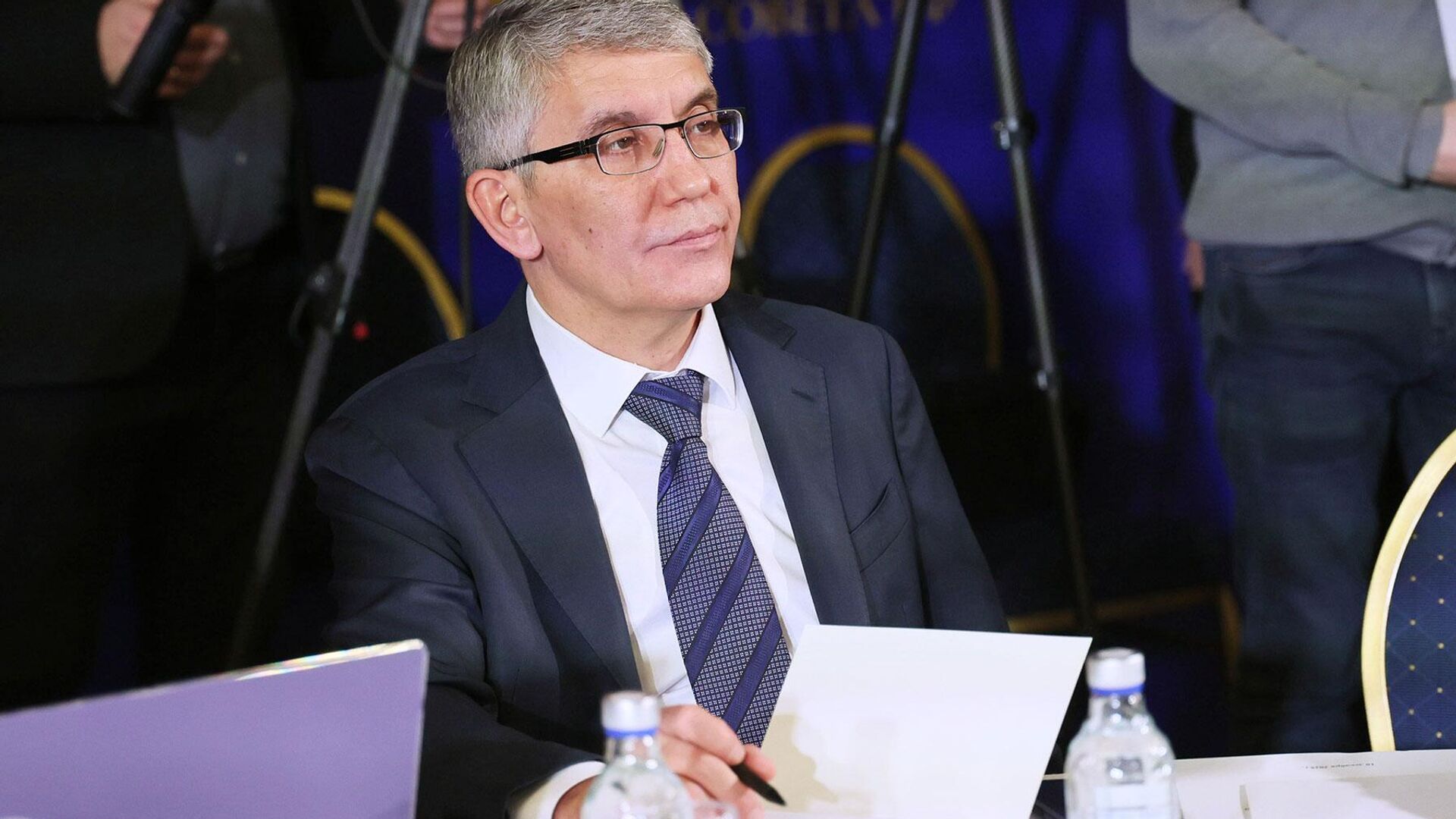 Дмитрий Миляев принял участие в стратегической сессии по подготовке кадров Дмитрий Миляев принял участие в стратегической сессии по подготовке кадров - РИА Новости, 1920, 10.12.2025