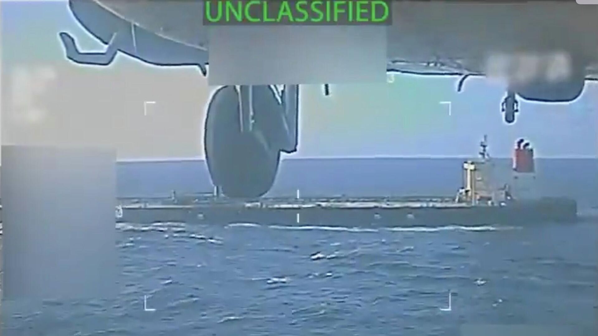 Захват танкера у берегов Венесуэлы. Кадр видео - РИА Новости, 1920, 11.12.2025