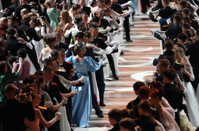 Юбилейный Х Международный кремлевский благотворительный кадетский бал в Москве Юбилейный Х Международный кремлевский благотворительный кадетский бал в Москве