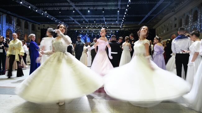 Юбилейный Х Международный кремлевский благотворительный кадетский бал в Москве Юбилейный Х Международный кремлевский благотворительный кадетский бал в Москве