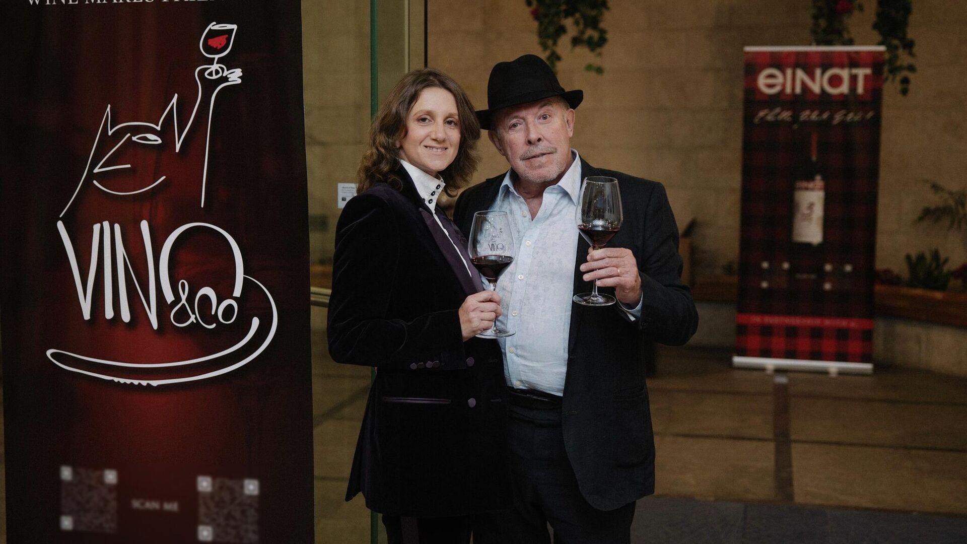 Андрей Макаревич* (признан в России иноагентом) и его жена Эйнат Кляйн Андрей Макаревич* (признан в России иноагентом) и его жена Эйнат Кляйн - РИА Новости, 1920, 11.12.2025