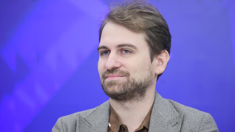 Управляющий директор — начальник управления развития технологий AI, руководитель Центра исследования данных для государственных органов ПАО Сбербанк, председатель методического совета Российского университета дружбы народов имени Патриса Лумумбы по направлениям в области ИИ Михаил Сквирский Управляющий директор — начальник управления развития технологий AI, руководитель Центра исследования данных для государственных органов ПАО Сбербанк, председатель методического совета Российского университета дружбы народов имени Патриса Лумумбы по направлениям в области ИИ Михаил Сквирский