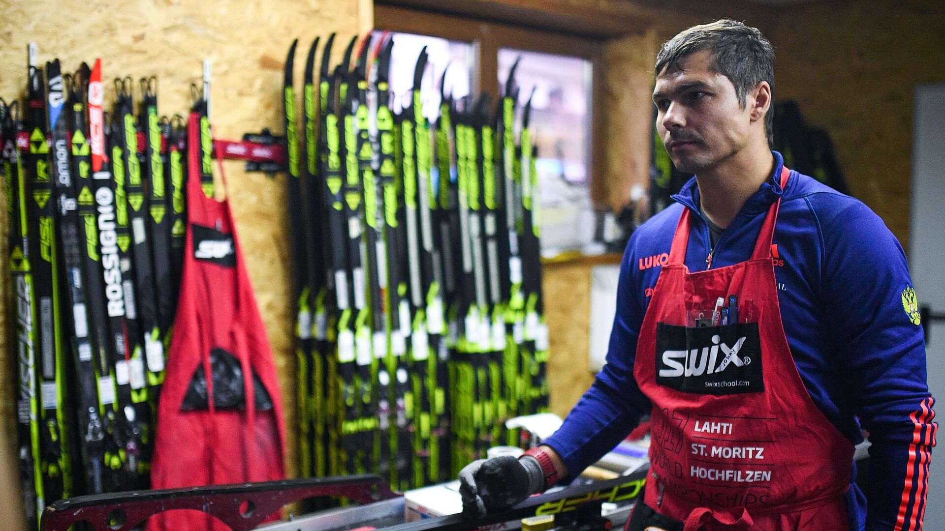 Сервисмен Евгений Уфтиков - РИА Новости, 1920, 11.12.2025