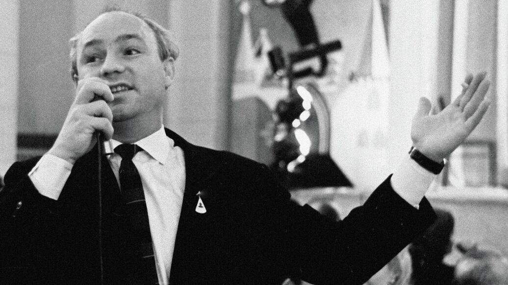 Всем известный лесоруб из "Девчат": каким был в жизни Николай Рыбников