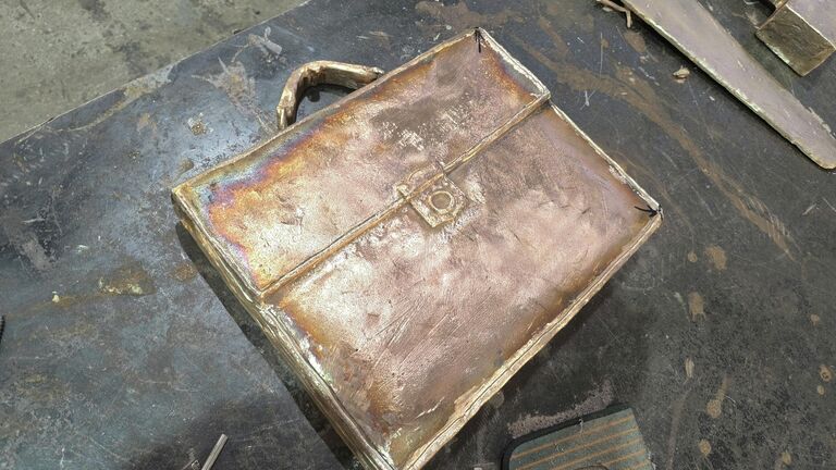 На Куликовом поле открыли новый памятник "Классный журнал"