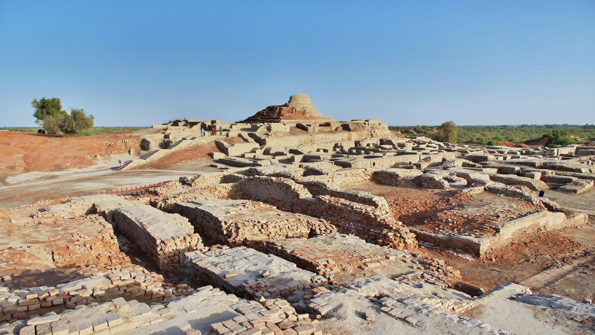 Останки древнего города Мохенджо-Даро в Пакистане Останки древнего города Мохенджо-Даро в Пакистане - РИА Новости, 1920, 13.12.2025