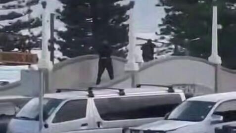 Стрельба на пляже Бондай в Сиднее Стрельба на пляже Бондай в Сиднее - РИА Новости, 1920, 17.12.2025