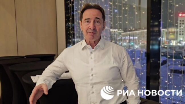 Независимый итальянский журналист Элизео Бертолази