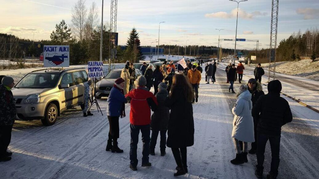 В Финляндии прошли автопробеги в поддержку открытия границы с Россией