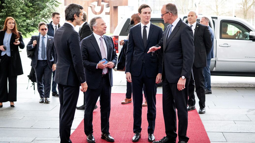 Уиткофф заявил о прогрессе на переговорах по Украине в Германии