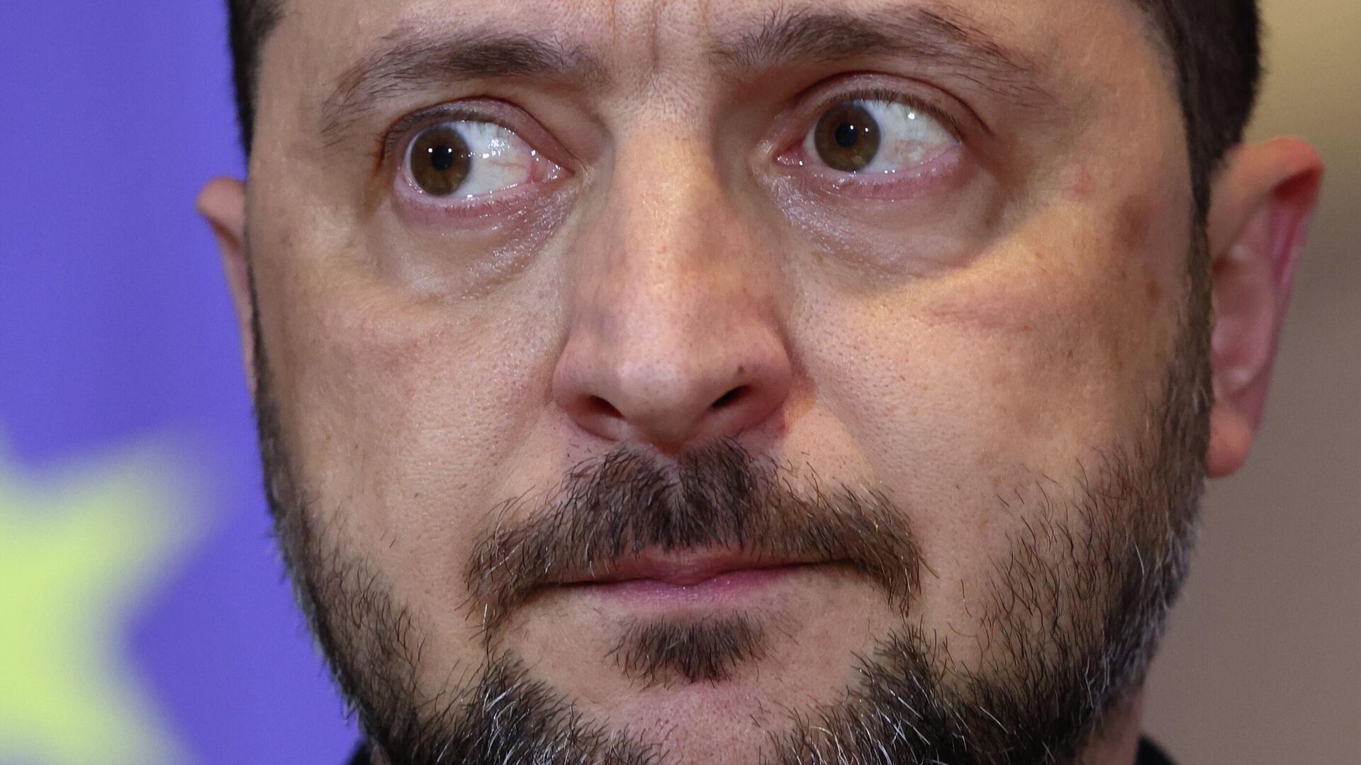 Владимир Зеленский во время пресс-конференции в Берлине Владимир Зеленский во время пресс-конференции в Берлине - РИА Новости, 1920, 16.12.2025