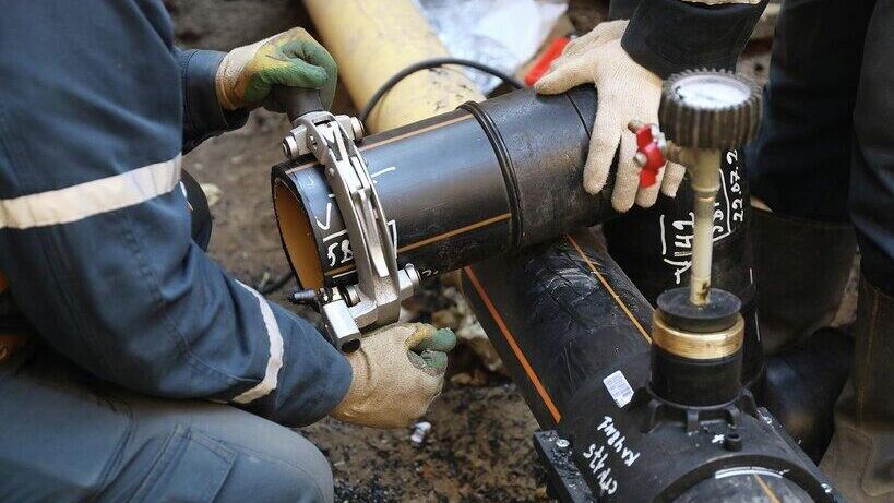 Реконструкция участка газопровода низкого давления на улице Михельсона в Косино-Ухтомском районе Восточного административного округа  - РИА Новости, 1920, 13.12.2025