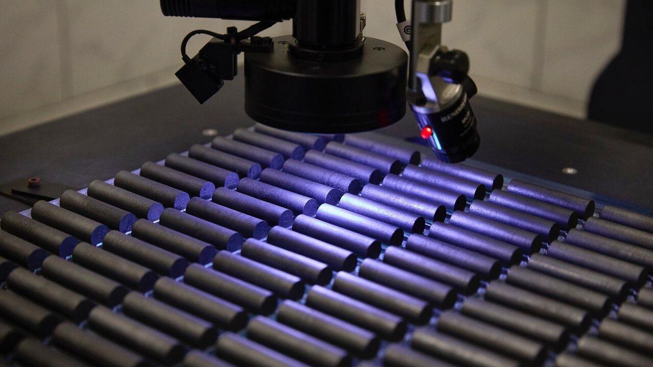 В Росатоме завершен цикл испытаний топлива ВТГР в экстремальных условиях - РИА Новости, 1920, 16.12.2025