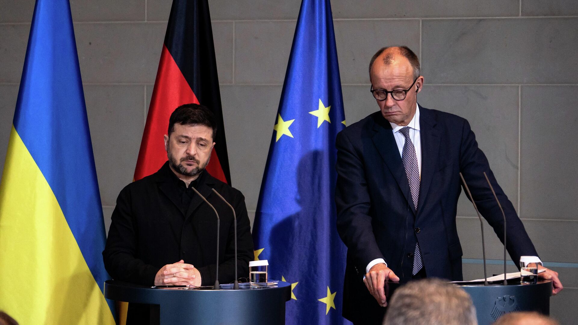 Песков: участие Европы в переговорах по Украине не сулит ничего хорошего Песков: участие Европы в переговорах по Украине не сулит ничего хорошего