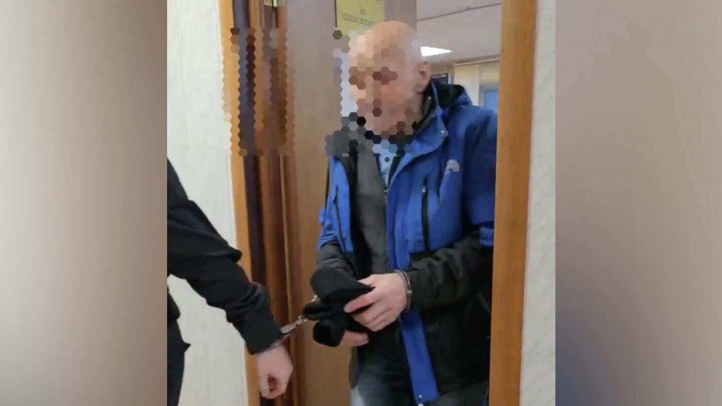 Житель Архангельской области, признанный виновным в убийстве и изнасиловании несовершеннолетней в 1969 году Житель Архангельской области, признанный виновным в убийстве и изнасиловании несовершеннолетней в 1969 году - РИА Новости, 1920, 17.12.2025