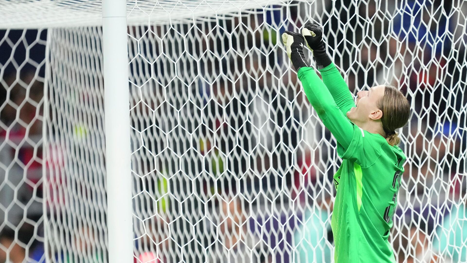 Российский голкипер ПСЖ Матвей Сафонов - РИА Новости, 1920, 18.12.2025