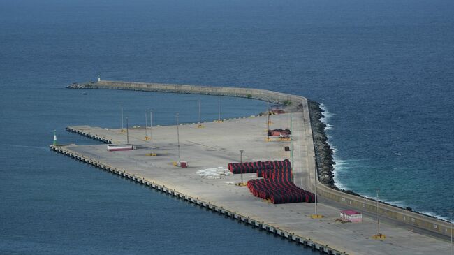 Морской порт у побережья Ла-Гуайры, Венесуэла