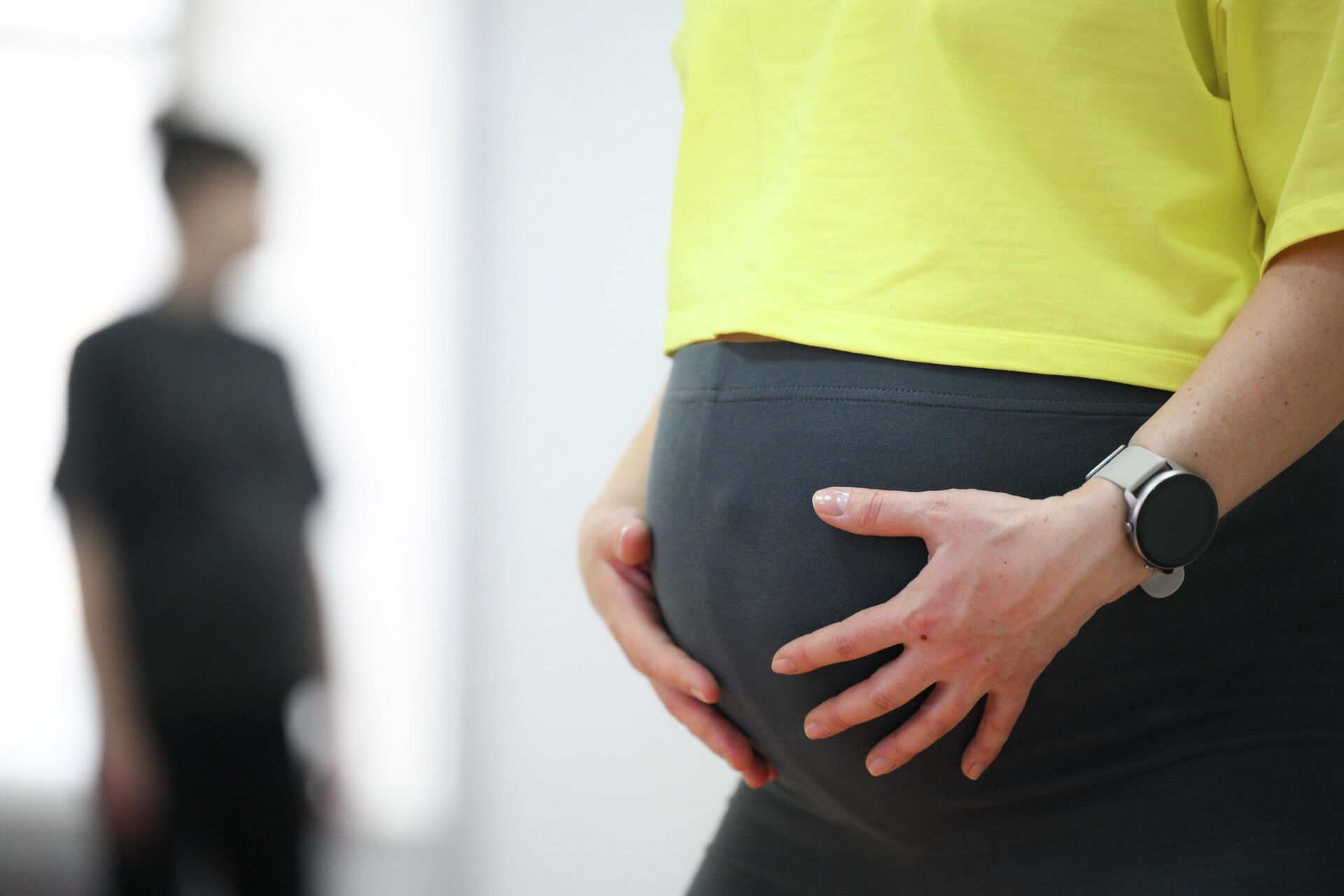 Курсы для беременных по подготовке к родам - РИА Новости, 1920, 18.12.2025