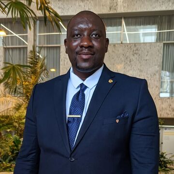 Mупегну Нзусси Кевин Грас