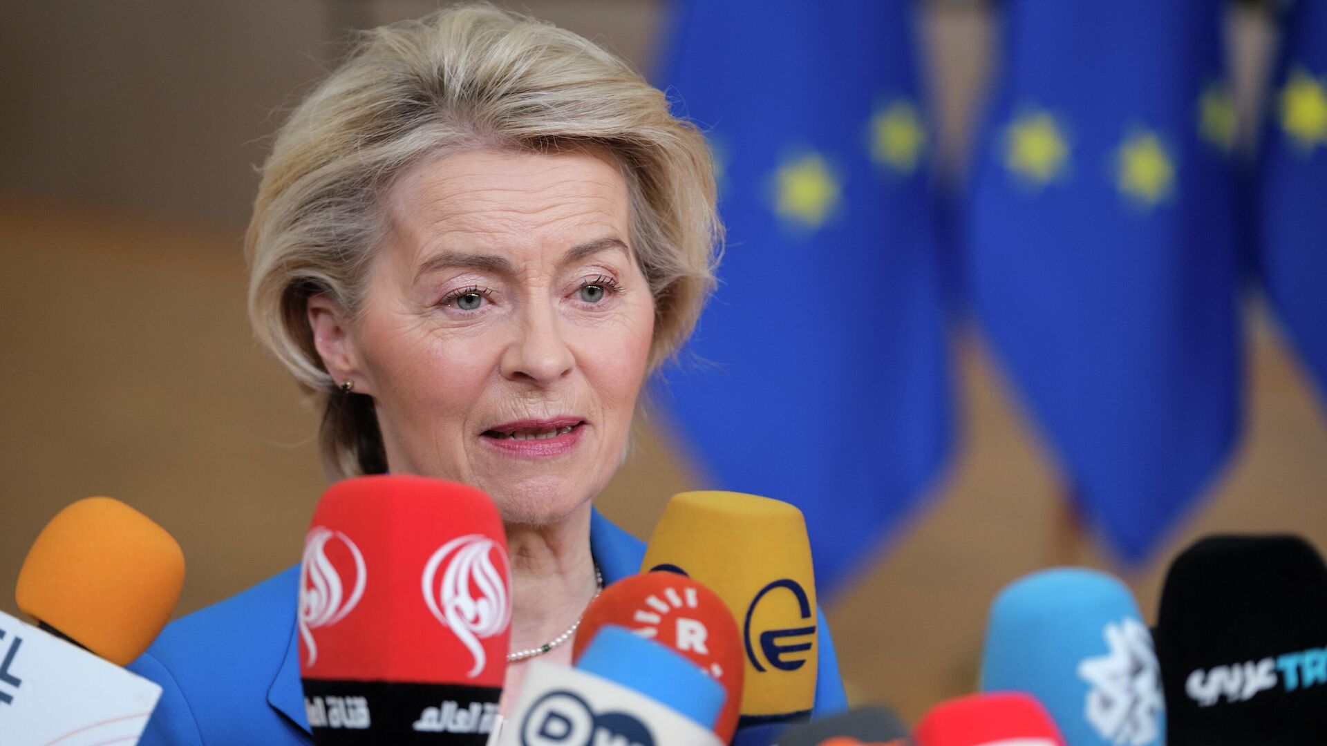 Глава Еврокомиссии Урсула фон дер Ляйен во время саммита ЕС в Брюсселе - РИА Новости, 1920, 20.12.2025