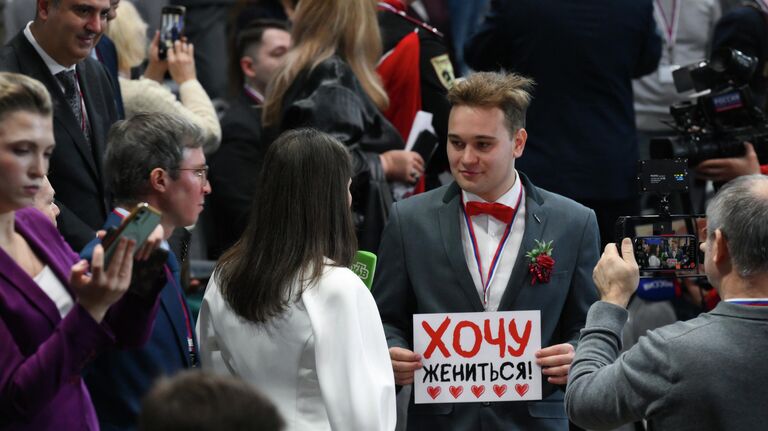 Перед началом прямой линии и пресс-конференции президента РФ Владимира Путина