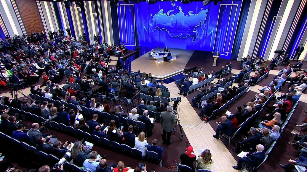 Путин рассказал о наступлении российских войск в зоне СВО