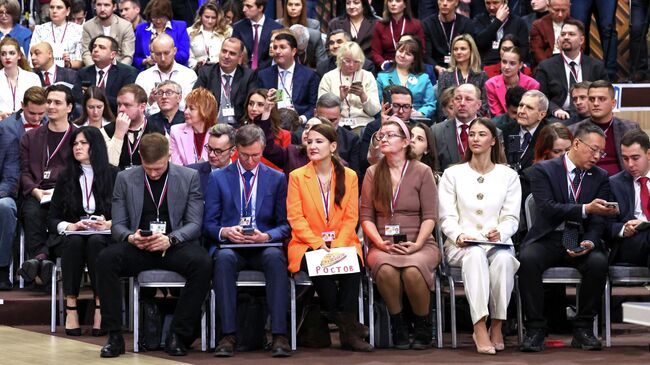 Журналисты во время специальной программы Итоги года с Владимиром Путиным в Москве