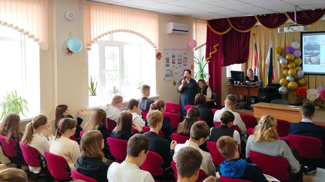 МБОУ Средняя общеобразовательная школа №4 города Миллерово Ростовской области МБОУ Средняя общеобразовательная школа №4 города Миллерово Ростовской области