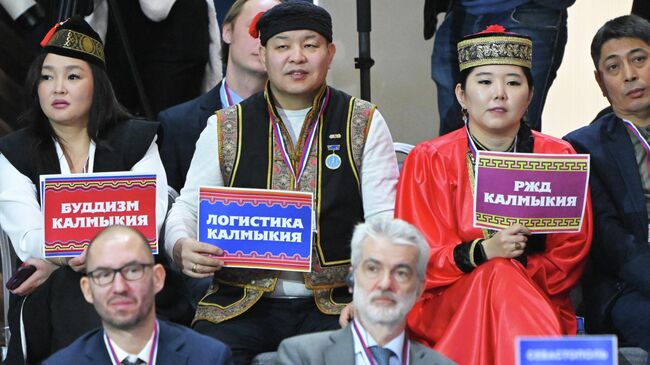 Журналисты во время специальной программы Итоги года с Владимиром Путиным в Москве