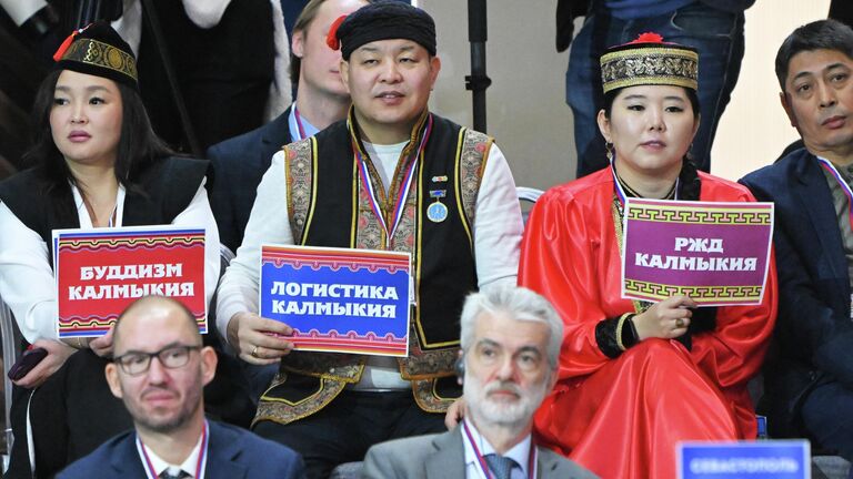 Журналисты во время специальной программы Итоги года с Владимиром Путиным в Москве