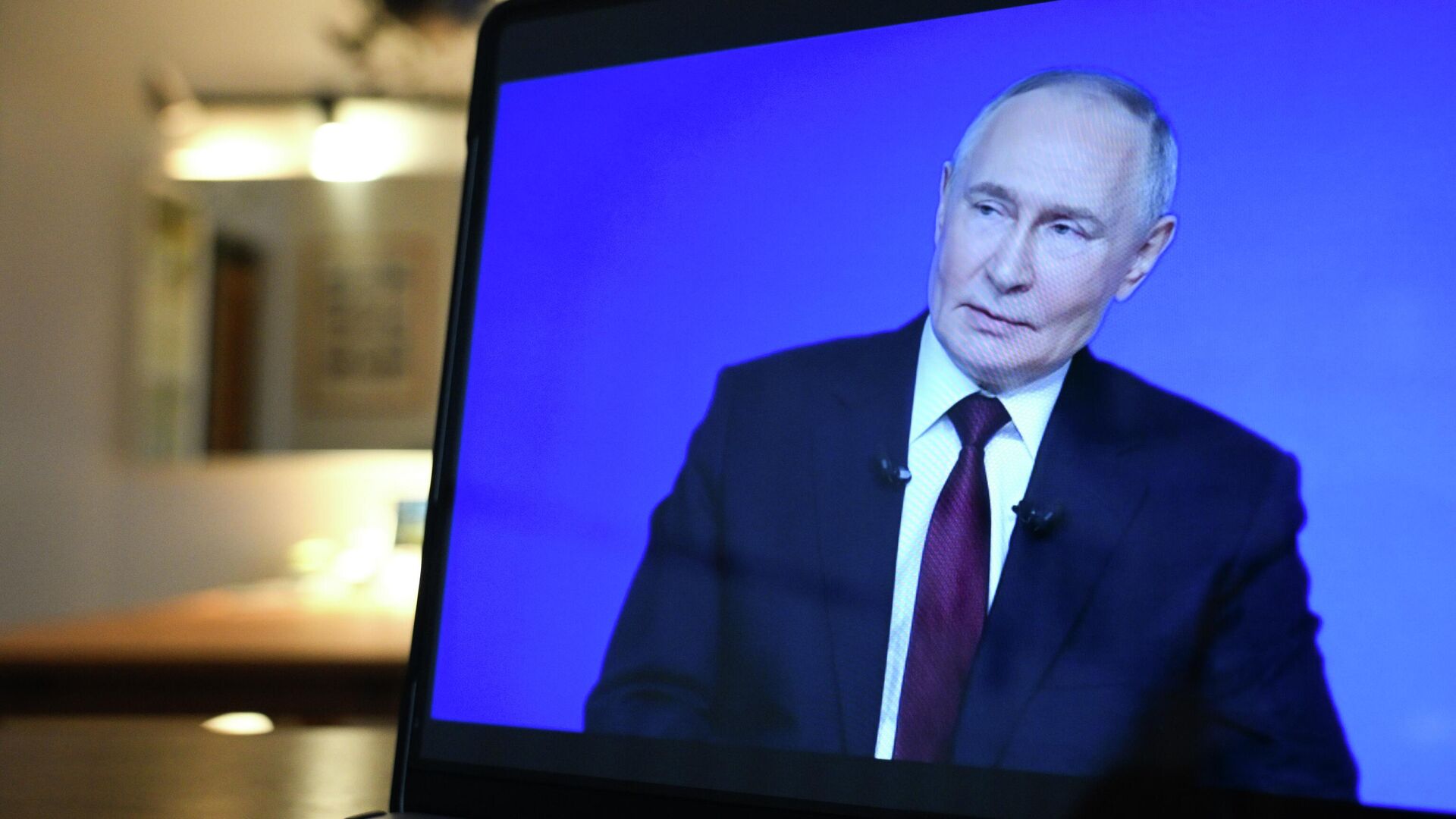 Трансляция специальной программы Итоги года с Владимиром Путиным - РИА Новости, 1920, 19.12.2025