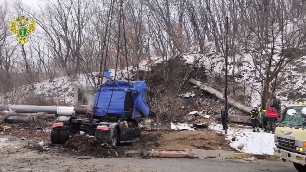 Грузовик без тормозов оставил без тепла семь тысяч жителей Находки