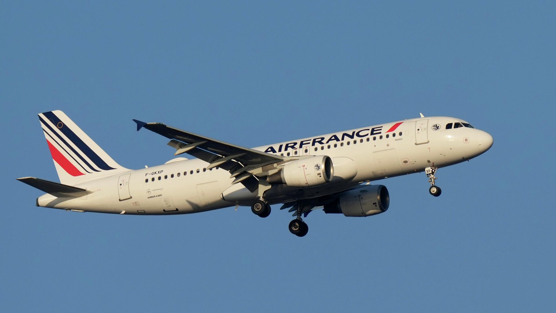 Самолет авиакомпании Air France - РИА Новости, 1920, 21.12.2025