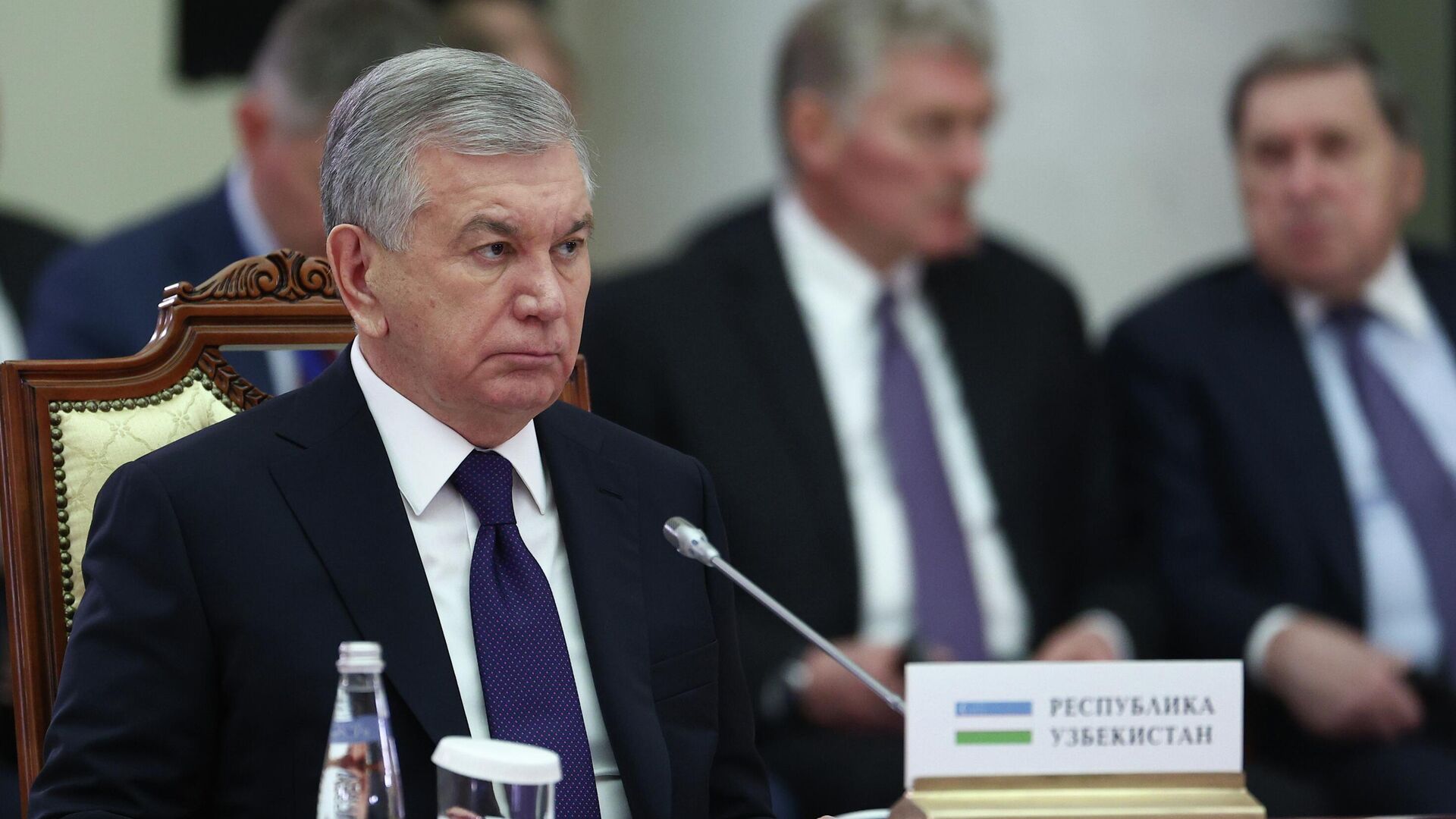 Президент Узбекистана Шавкат Мирзиёев на заседании Высшего Евразийского экономического совета в расширенном составе в Санкт-Петербурге - РИА Новости, 1920, 21.12.2025