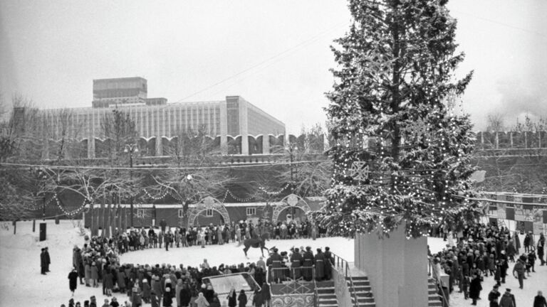 Новогодняя елка в Московском Кремле (1968)