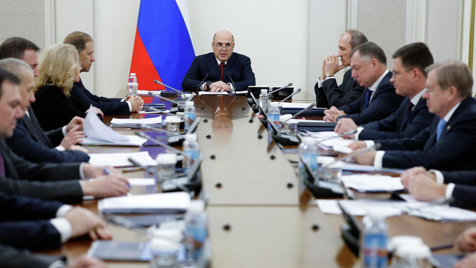 Председатель правительства РФ Михаил Мишустин проводит совещание с вице-премьерами РФ. 22 декабря 2025 - РИА Новости, 1920, 22.12.2025