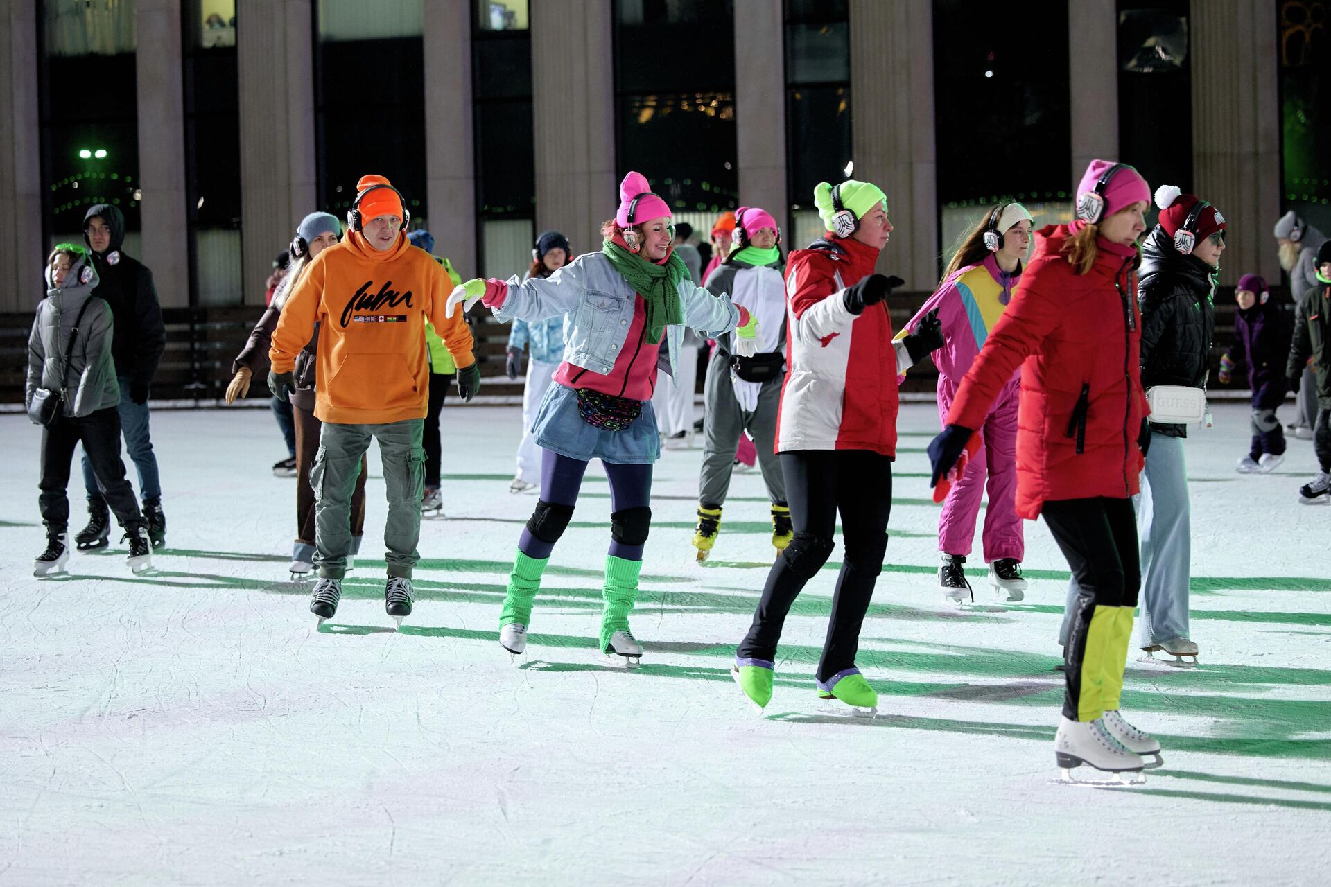 Мастер-класс по фигурному катанию - РИА Новости, 1920, 22.12.2025