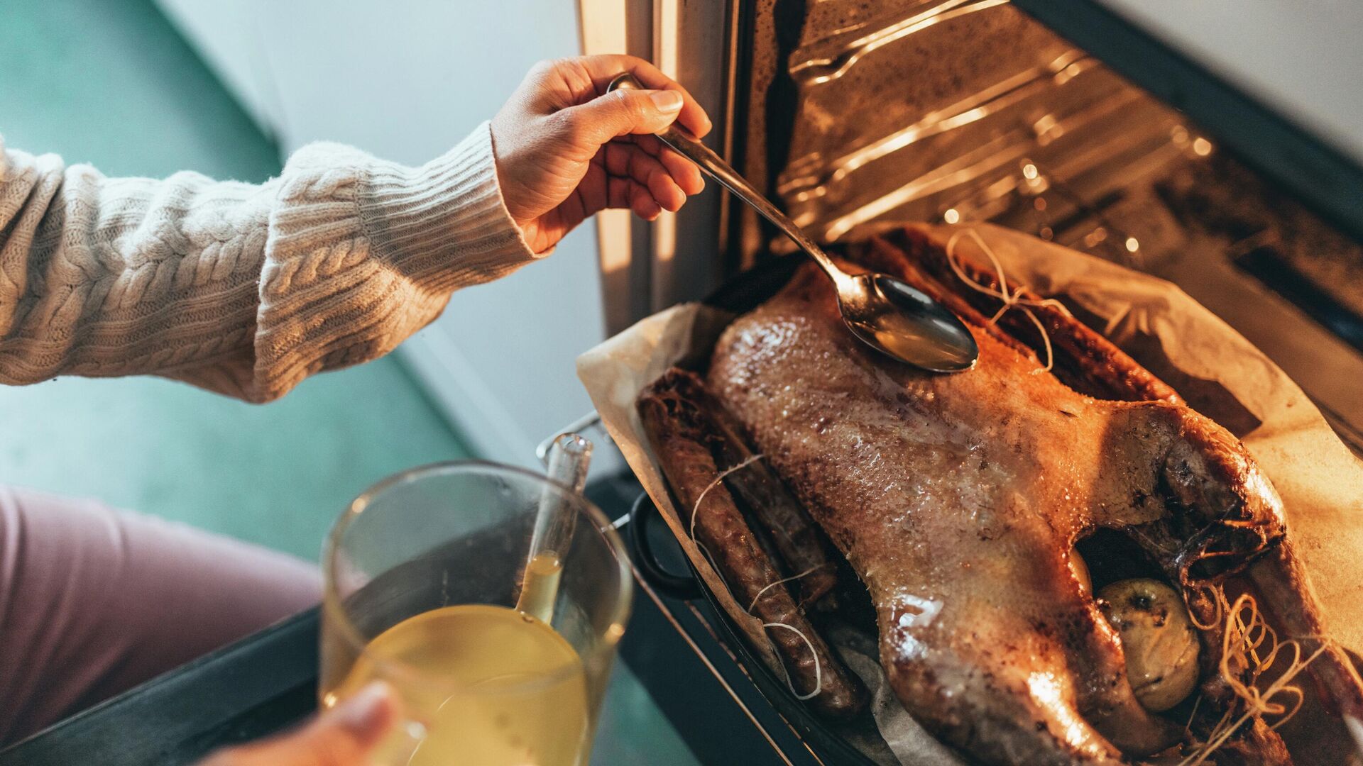 Запеченный гусь  - РИА Новости, 1920, 22.12.2025