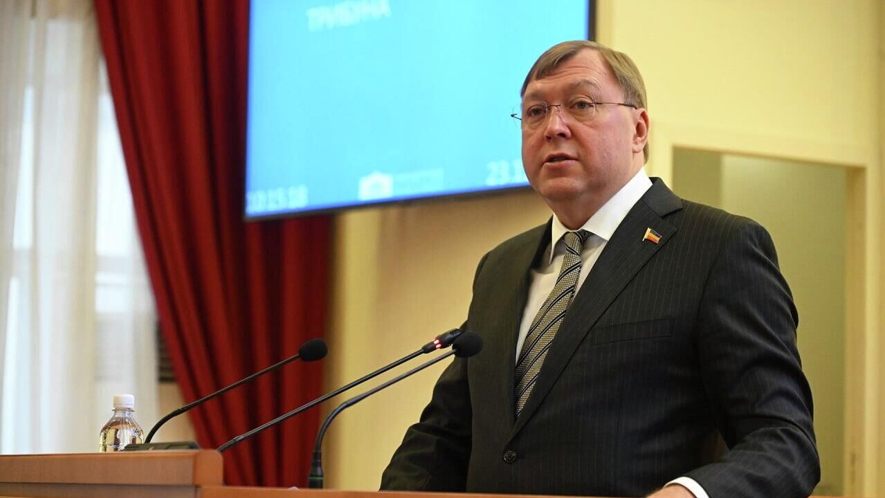 Председатель законодательного собрания Ростовской области Александр Ищенко - РИА Новости, 1920, 23.12.2025