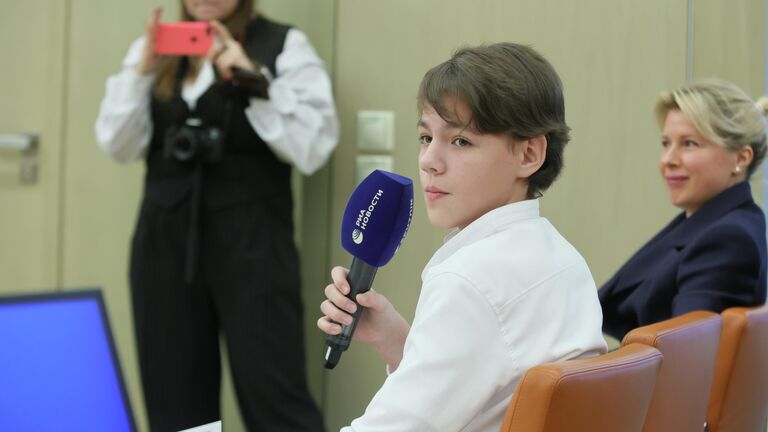 Пресс-конференция на тему: Рейтинг детских новогодних представлений Москвы 2025/2026 в Международном мультимедийном пресс-центре МИА Россия сегодня в Москве