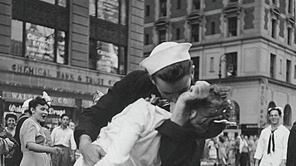 Снимок Поцелуй на Таймс-сквер