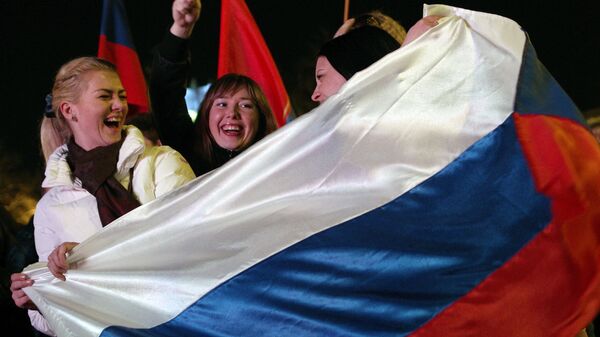 Праздничный салют в Москве, Симферополе и Севастополе в честь присоединения Крыма. 22 марта 2014