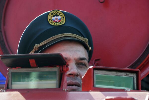 Показ образцов современной пожарно-спасательной техники МЧС России