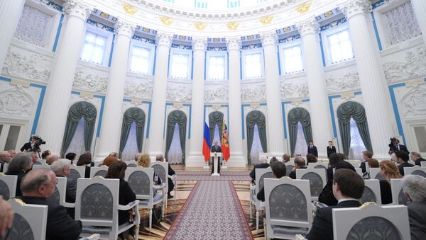 Владимир Путин вручил в Кремле премии молодым деятелям культуры