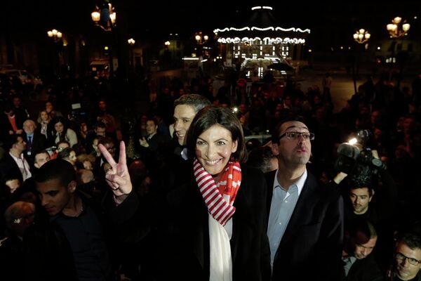 Кандидат от Социалистической партии Анн Идальго, победившая на выборах мэра Парижа