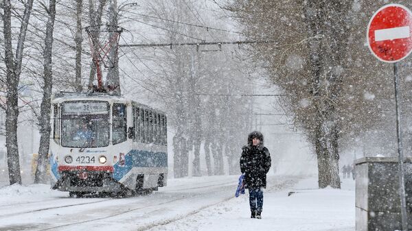 Снегопад в Москве.