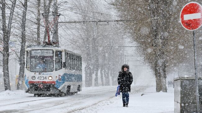 Снегопад в Москве.