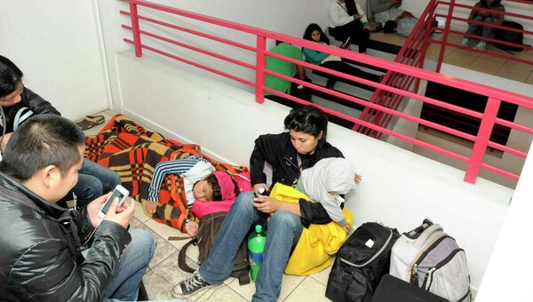 Эвакуация пострадавших во время землетрясения в Чили